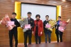 集团十佳员工领奖合影
